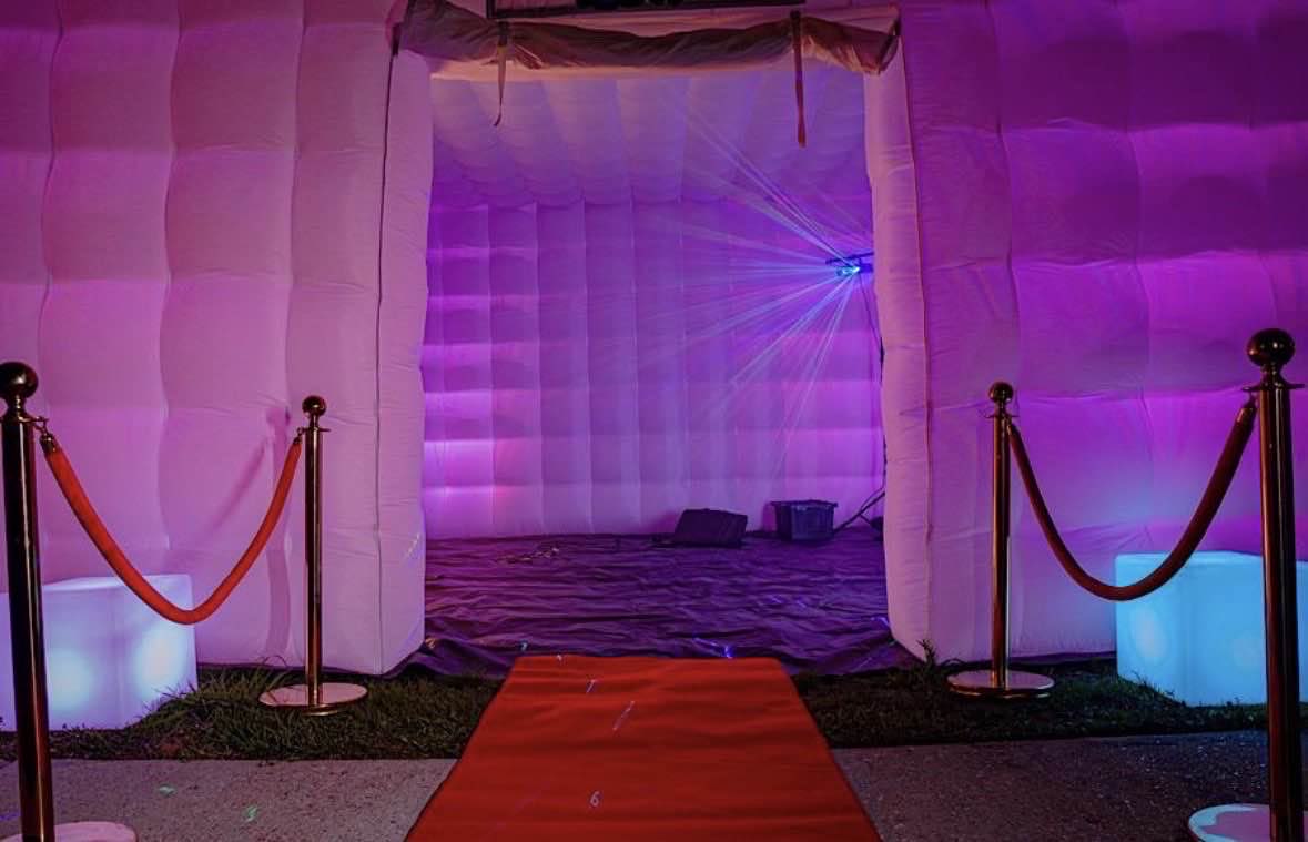 Mid-Night Club exterior